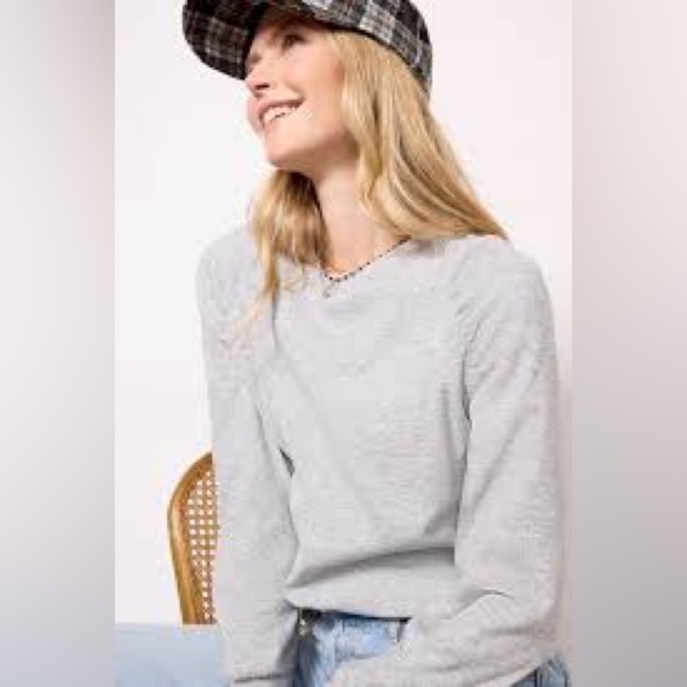 Evereve Lowell Brushed Pullover Light Gray Puff Ruched Sleeve Sweatshirt Small - Picture 2 of 8